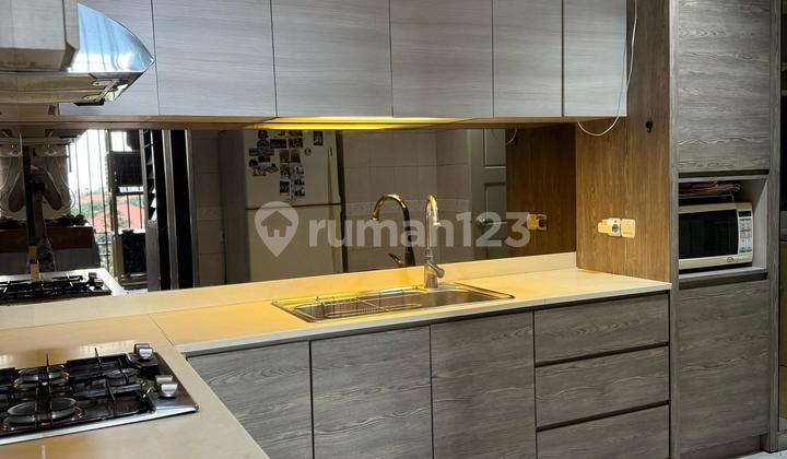 Ready-to-Occupy Luxury Apartments Fully Furnished Interior Elite Area Golf View Graha Famili Condominium