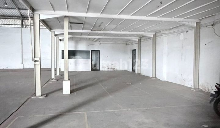 Container Access Warehouse in Rungkut Industrial Area Surabaya Near Toll Road Flood-Free Container Access Warehouse in Rungkut Industrial Area Surabaya Near Toll Road Flood-Free