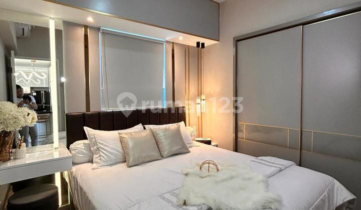 Orchard Mansion Brand New Luxurious Two-Bedroom Apartment | Direct Access to Shopping Mall