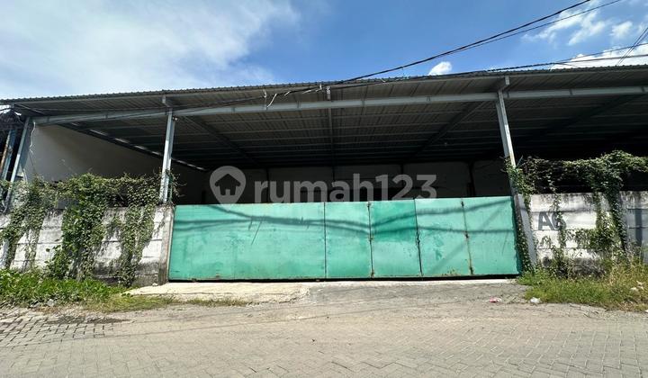 Ready-to-Use Warehouse Wide Row Container Access Flood-Free Manukan Wetan 60 Ready-to-Use Warehouse Wide Row Container Access Flood-Free Manukan Wetan 60