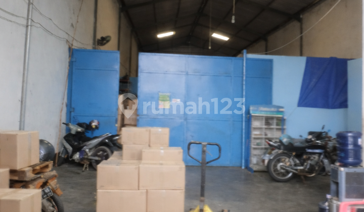 Ready-to-Occupy Warehouse, Cheap Container Access, Flood-Free Mutiara Margomulyo Permai. Ready-to-Occupy Warehouse, Cheap Container Access, Flood-Free Mutiara Margomulyo Permai.