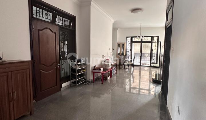 Rumah Klasik Siap Huni Row Lebar Dekat Raya Dharmahusada Mewah Kertajaya Indah  2