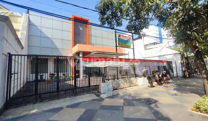 Gedung Ruko Raya Kertajaya Indah Ex Klinik Komersial Area Main Road