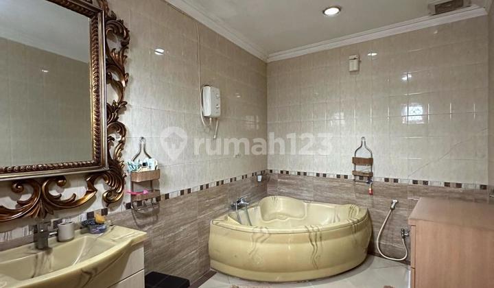 Nice Semi Furnished House with SHM in Fatmawati, South Jakarta 2