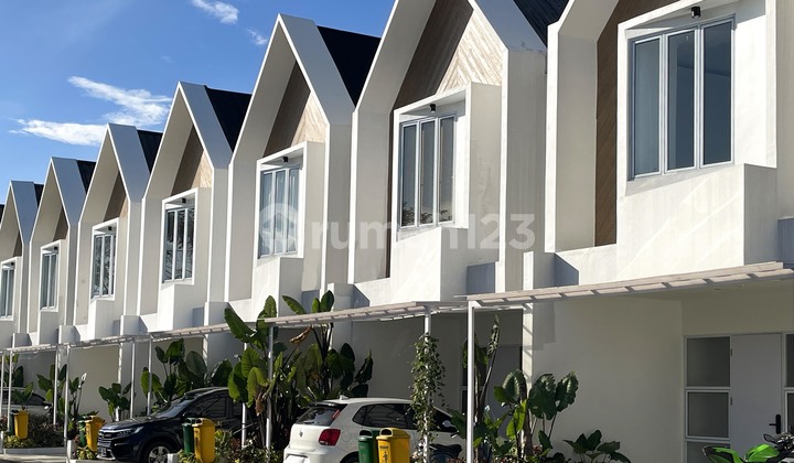 Rumah Dua Lantai Fasilitas Lengkap di Depok