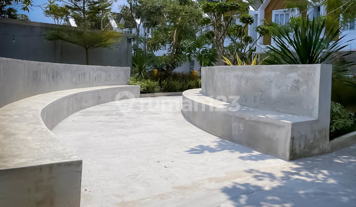 RUMAH BAGUS DAN LUAS DI DEPOK FASILITAS LENGKAP