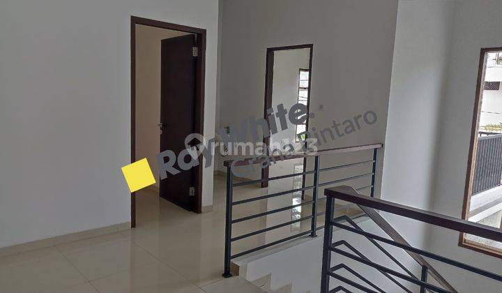 Dijual Rumah 2 Lantai di Pondok Bambu Jakarta Timur 2