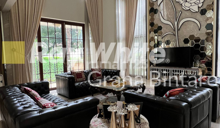 Exclusive and Strategic Residence in Bukit Menteng