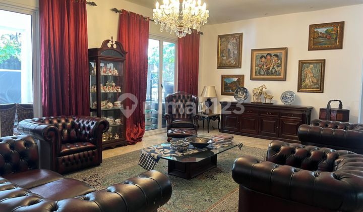 Dijual Rumah Modern Design 1 Lantai di Kemang Timur Jakarta Pusat Lokasi Strategis di Lengkapi dengan Kolam Renang