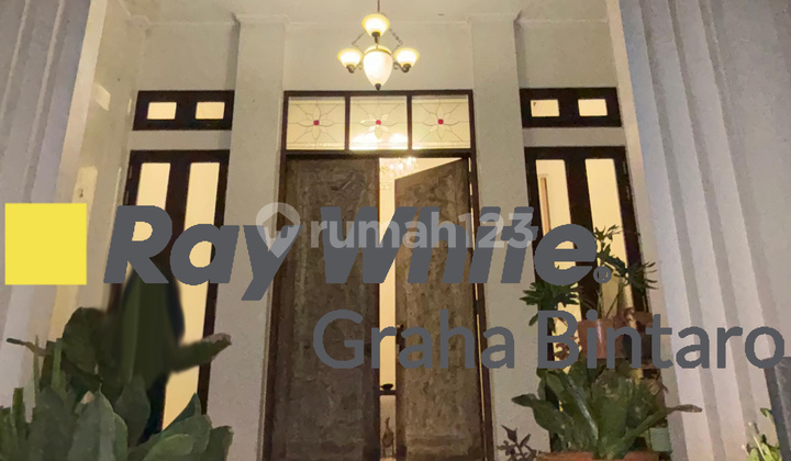 House, 2 Floors, Near Shopping Center, Ready to Occupy in Menteng Bintaro, Freehold Certificate, Flood-Free.