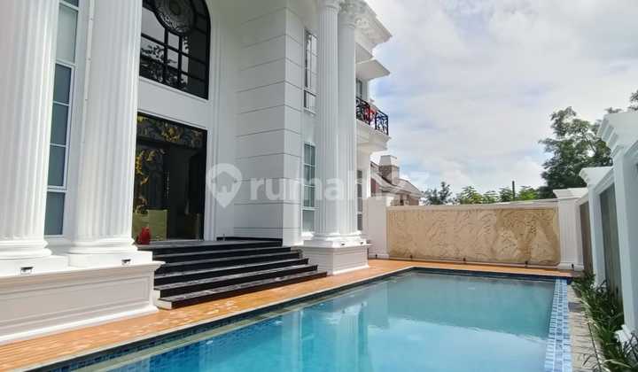 Elegant Classic Residence, Hook House With Elevator, Marble And Luxury Touches Sentul City, Bogor 2