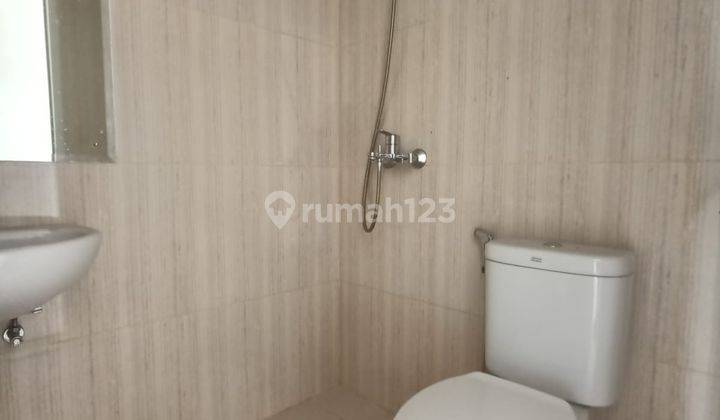 Apartement Studio View Swimming Pool Dekat Aeon Mall Sentul City Bogor 9