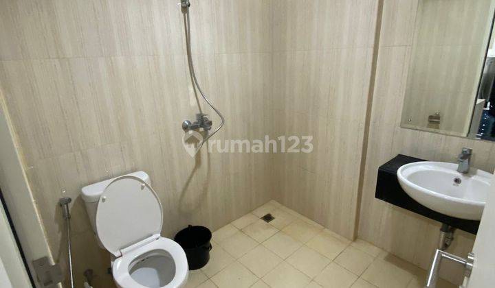 Apartement 1 BR Bersertifikat Lingkungan Nyaman Dekat Aeon Mall Sentul City, Bogor 9