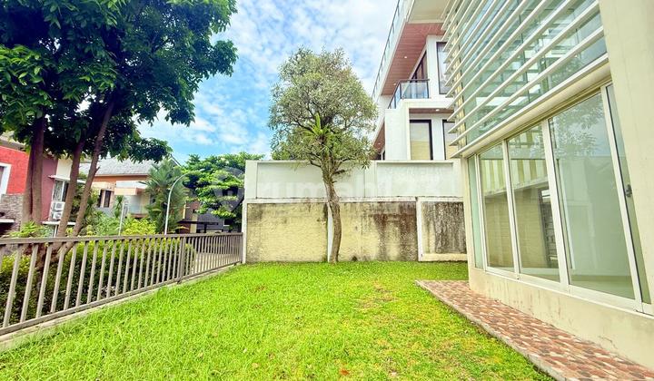 Ready-to-Occupy House in a Strategic Location in Front of the Cluster Near Sentul City Toll Exit, Bogor 2