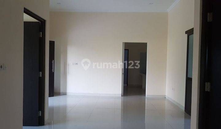 Rumah Modern Minimalis Hook Dekat Taman ,Lapangan Basket ,Cluster Depan Dekat Exit Tol Sentul City Bogor 2