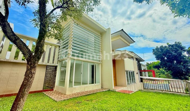 Ready-to-Occupy House in a Strategic Location in Front of the Cluster Near Sentul City Toll Exit, Bogor