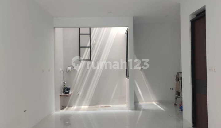 Rumah Baru Minimalis 2 Lantai Komplek Leuwi sari, Bandung kota 1