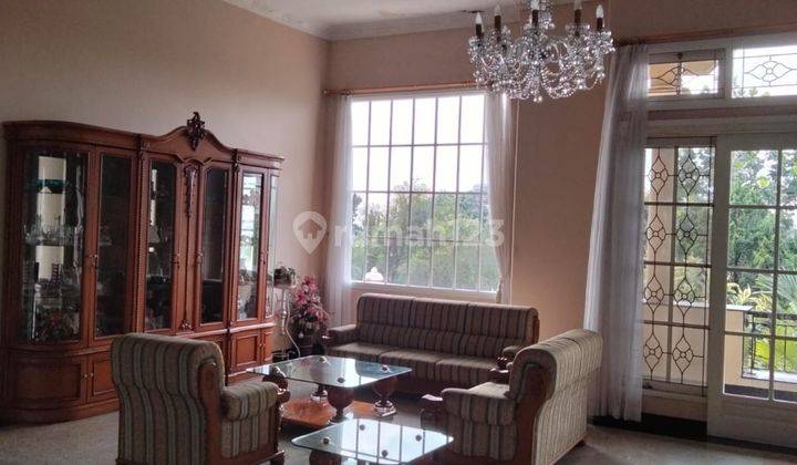 Rumah sangat Mewah dan keren di Pemukiman Elit Sayap Dago Bandung 2