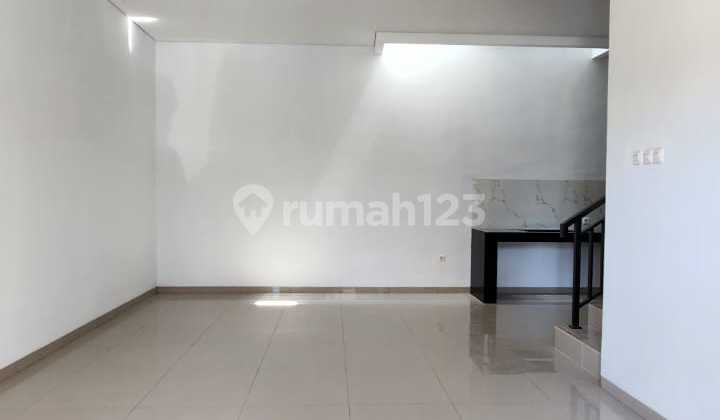 Rumah baru minimalis harga murah di area Sariwangi, Bandung 2