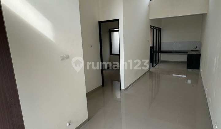 Rumah Baru Modern Minimalis Siap Huni di Sayap Taman Kopo Indah