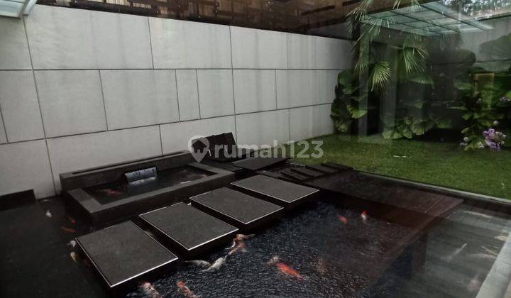 Rumah 2 Lantai Furnished Mewah di Batununggal Indah, Bandung 2