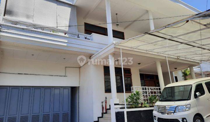 Rumah Bagus Dan Kawasan Asri di Setra Sari 1