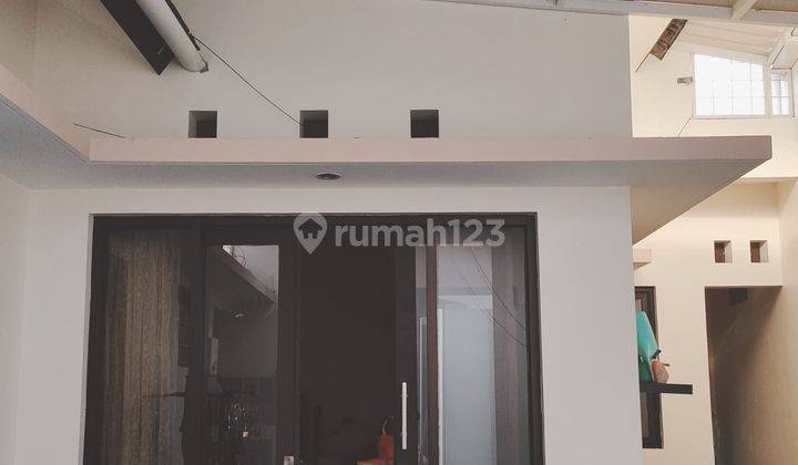 Rumah Minimalis Bagus di Melong Asri Regency 2