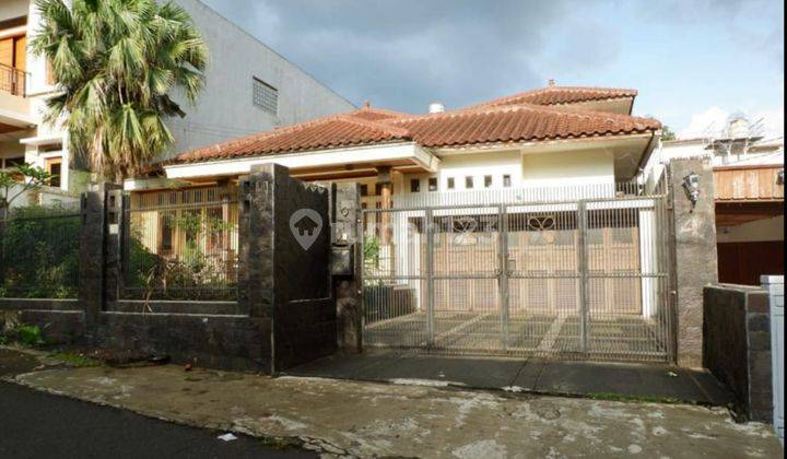 Rumah Asri Dan Sangat Terawat di Setra Indah 1