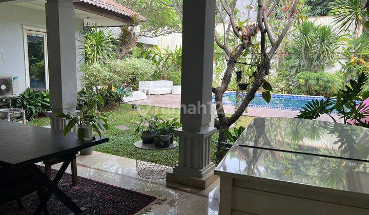 Rumah Dijual Full Furnished di Jeruk Purut, Kemang, Jakarta 2