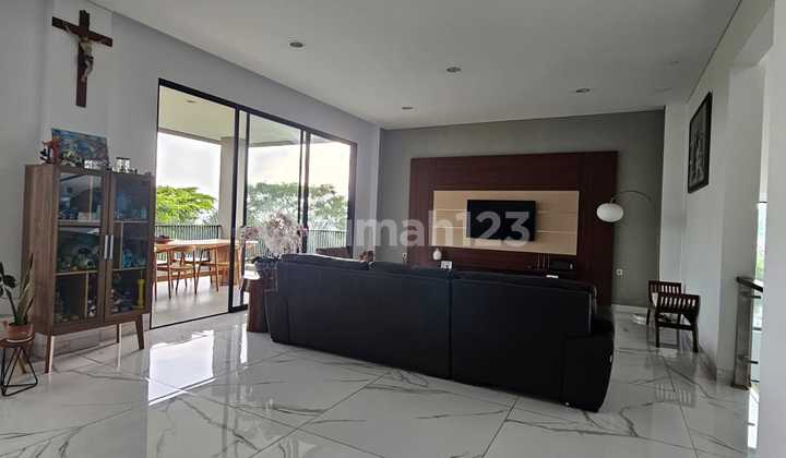 Rumah Mewah View Kota sangat keren di Resor Dago Pakar, Bandung Rumah Mewah View Kota sangat keren di Resor Dago Pakar, Bandung