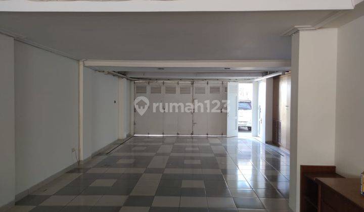 Rumah Sangat Mewah Dan Lokasi Premium di Setra Duta, Bandung 2