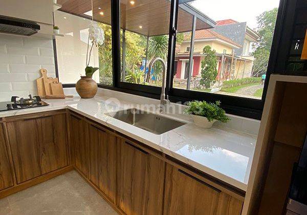 Rumah Furnished Sangat Bagus di Kota Baru Parahyangan, Bandung 2