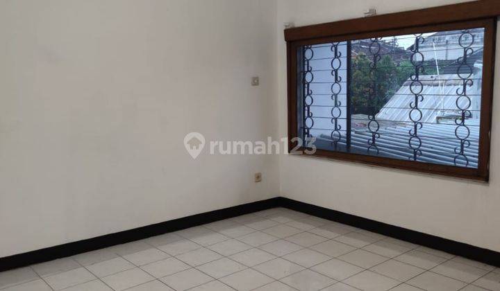 Rumah Cantik Semi Furnished Siap Huni di Mekar Wangi, Bandung 2