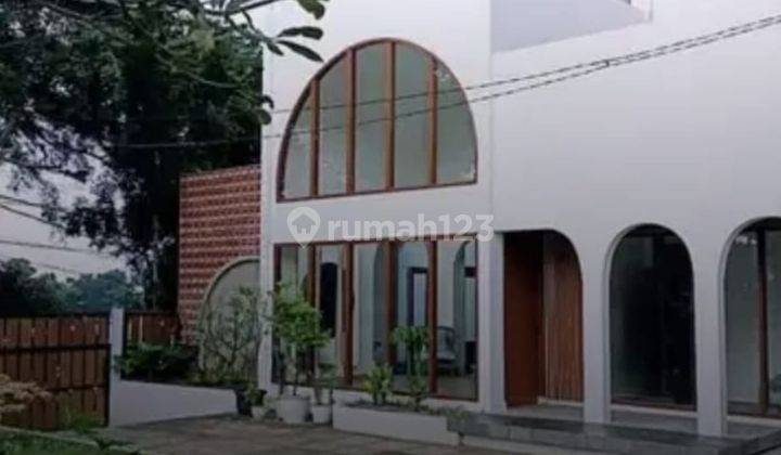 Rumah Mediterania Cocok Segala Usaha di Geger Kalong, Bandung 1