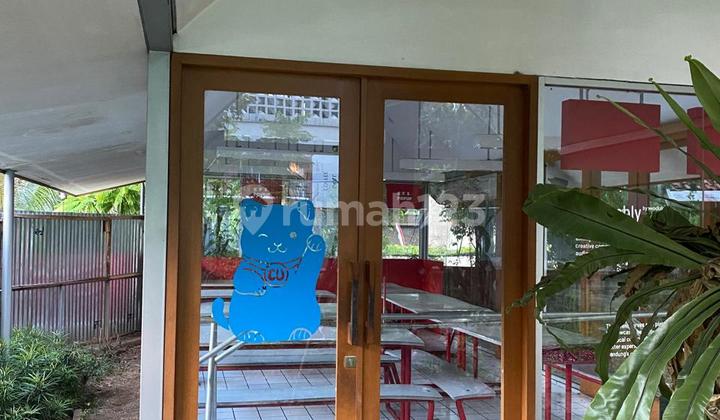 Tempat Usaha ex Cafe di lokasi strategis sekali di Sayap Dago Tempat Usaha ex Cafe di lokasi strategis sekali di Sayap Dago