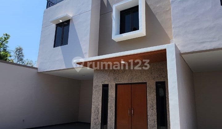 Rumah baru minimalis harga murah di area Sariwangi, Bandung Rumah baru minimalis harga murah di area Sariwangi, Bandung