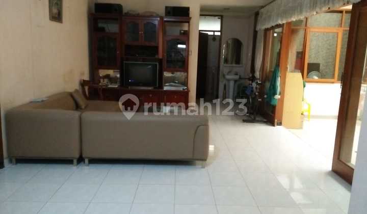 Rumah harga murah siap huni di Singgasana Pradana, Bandung Rumah harga murah siap huni di Singgasana Pradana, Bandung