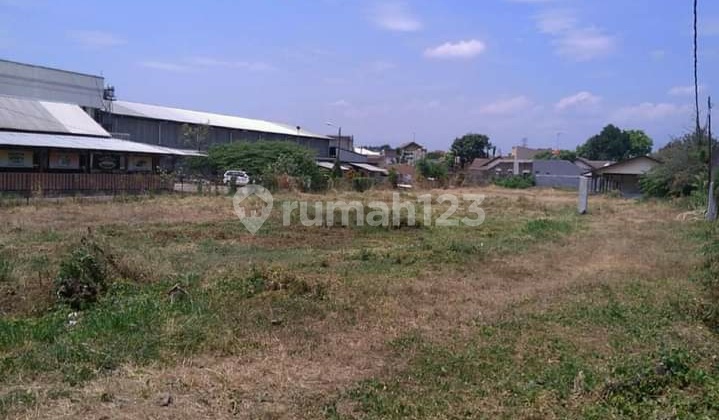 Tanah bagus lokasi mainroad di Soekarno Hatta dekat metro Bandung