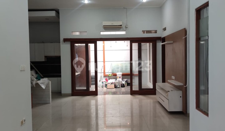 Rumah minimalis bagus siap huni di Batununggal Indah, Bandung 1