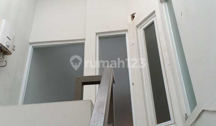 Rumah Minimalis 2 Lantai di Cluster Mekar Wangi, Bandung 2