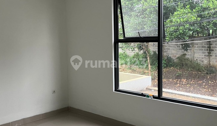 New move-in ready house in Setiabudi Regency with a Swimming Pool. 2