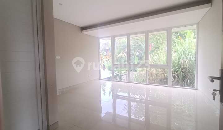 A minimalist house is very comfortable in Citra Green Dago, Bandung. 2