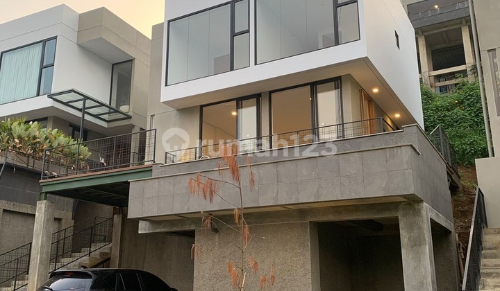 Rumah villa harga termurah sekali di Dago Village, Bandung 1