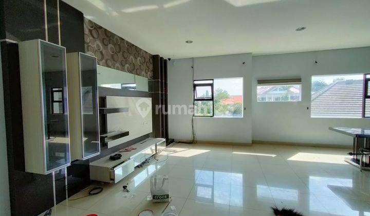 Rumah Minimalis Modern sangat rapih di Daerah Cipedes Bandung 2
