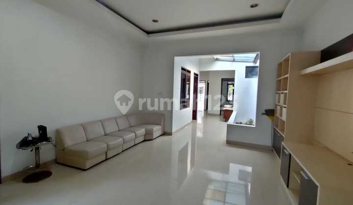 Rumah Sangat Siap Huni dan Harga Menarik di Batununggal, Bandung Rumah Sangat Siap Huni dan Harga Menarik di Batununggal, Bandung