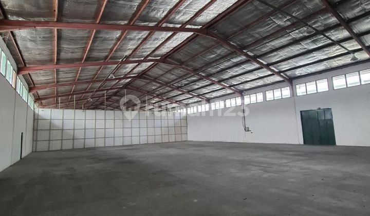 Gudang bagus kawasan bersama di mainroad Ujungberung, Bandung Gudang bagus kawasan bersama di mainroad Ujungberung, Bandung