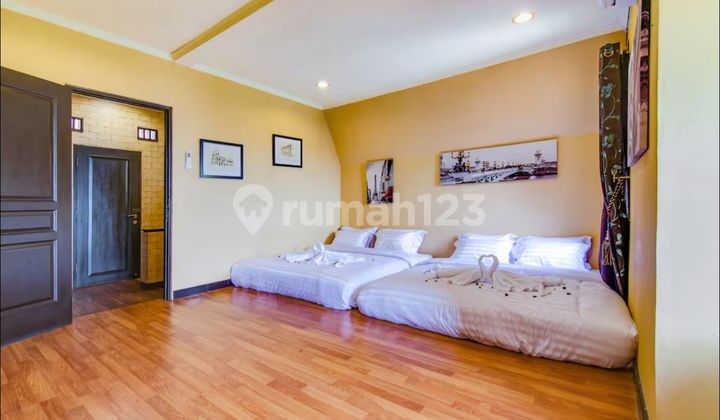 Beautiful Villa House with Full City View Bandung at Dago Pakar 2