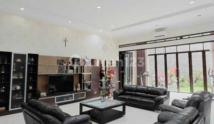 Rumah exclusive mewah dan sangat premium di Mekar Wangi, Bandung Rumah exclusive mewah dan sangat premium di Mekar Wangi, Bandung