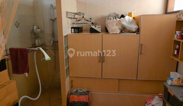 Rumah Sangat Terawat 2 Lantai Siap Huni di Area Peta, Bandung 2