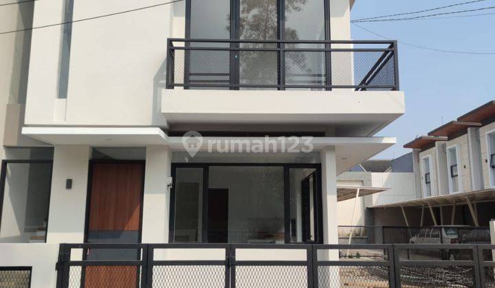 Rumah Minimalis Modern 2 Lantai Bandung kota di Leuwi Panjang 1